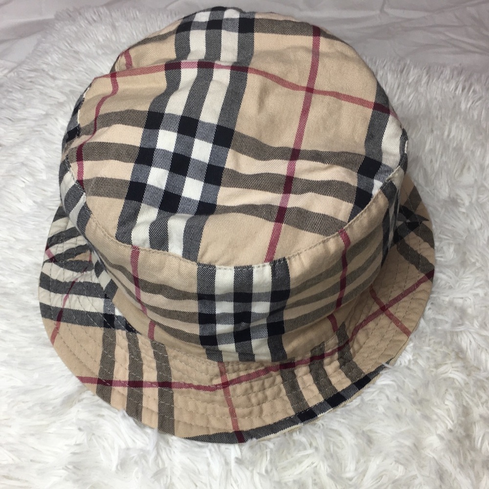 Reversible Burberry Hat (Reposhing)